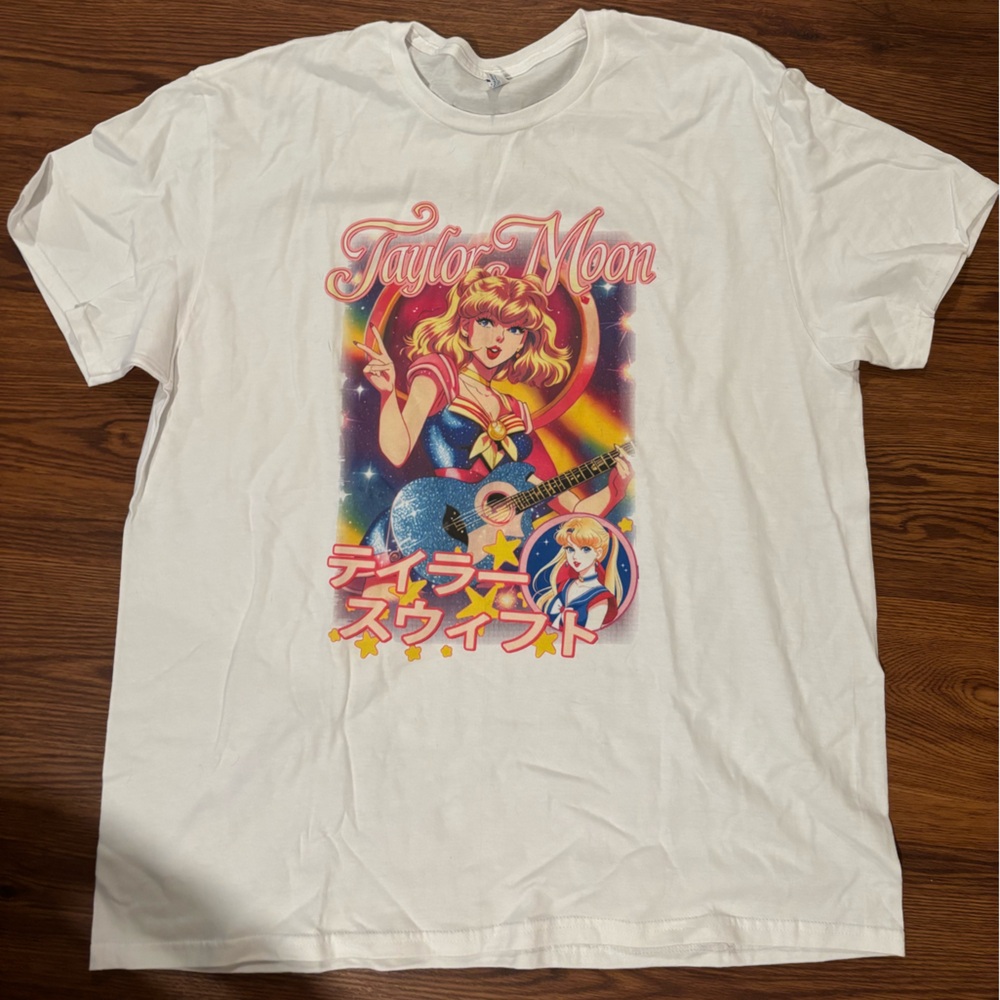 NWOT “Taylor Moon” Taylor Swift T-shirt - Picture 2 of 3